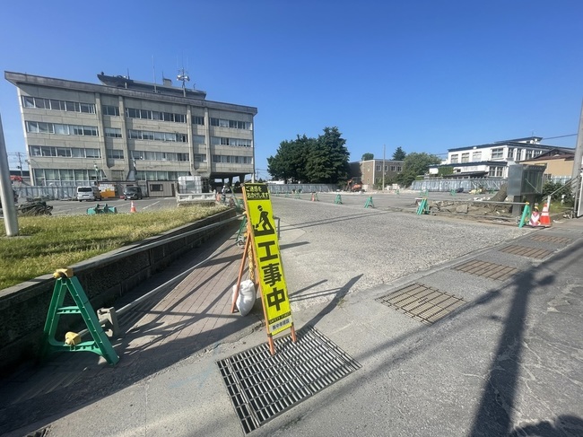 黒石市役所本庁舎敷地南側出入口の閉鎖について